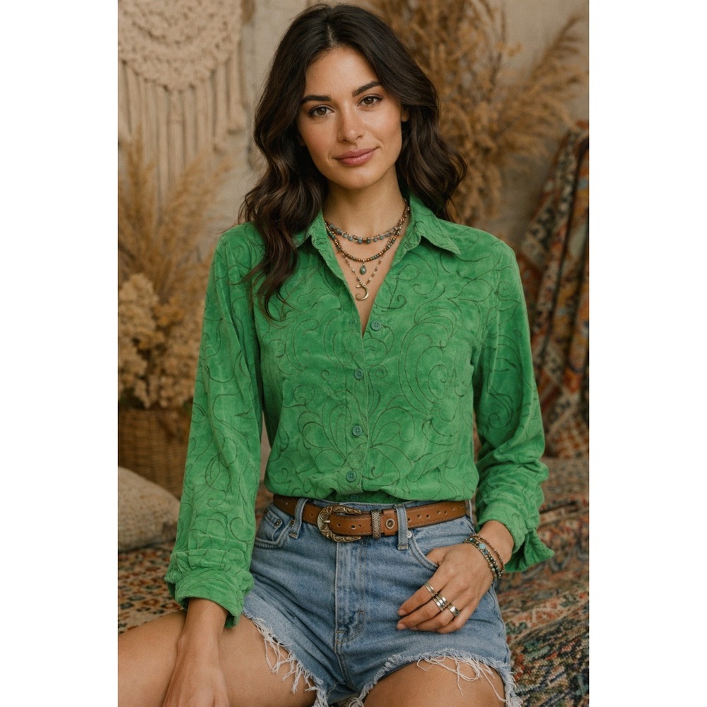 Sag Harbor Green Embroidered Swirl Button Down Sueded Shirt Sz Petite Medium Top